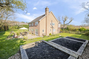 Photo 5- click for photo gallery